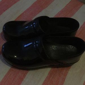 Dansko 39 shoes